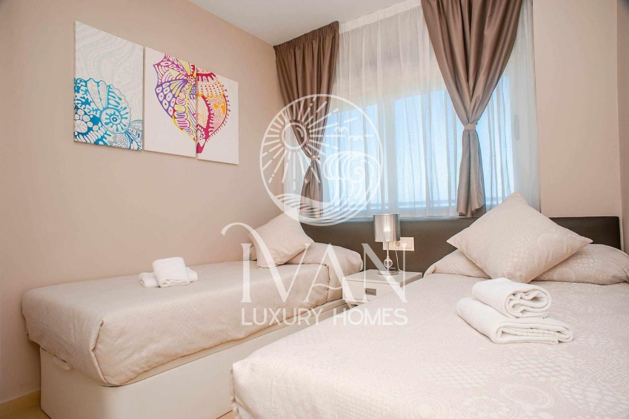Casa Santiago Ivan Luxury Homes 9ªplta Posterior 1ªlinea オロペサ・デル・マール エクステリア 写真