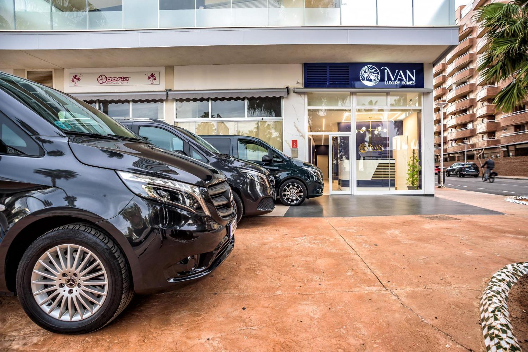 Casa Santiago Ivan Luxury Homes 9ªplta Posterior 1ªlinea オロペサ・デル・マール エクステリア 写真